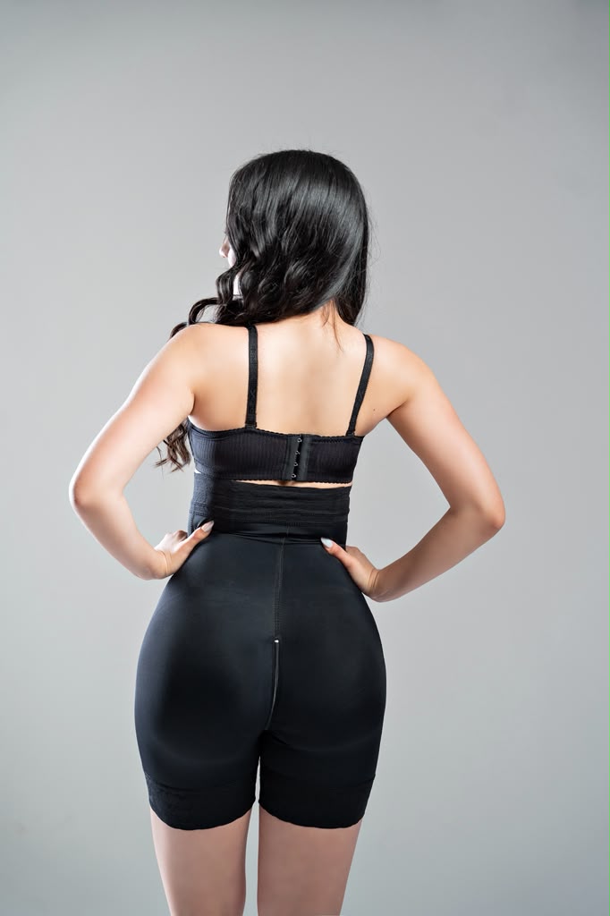 Alicia Sculpt High-Waisted Short